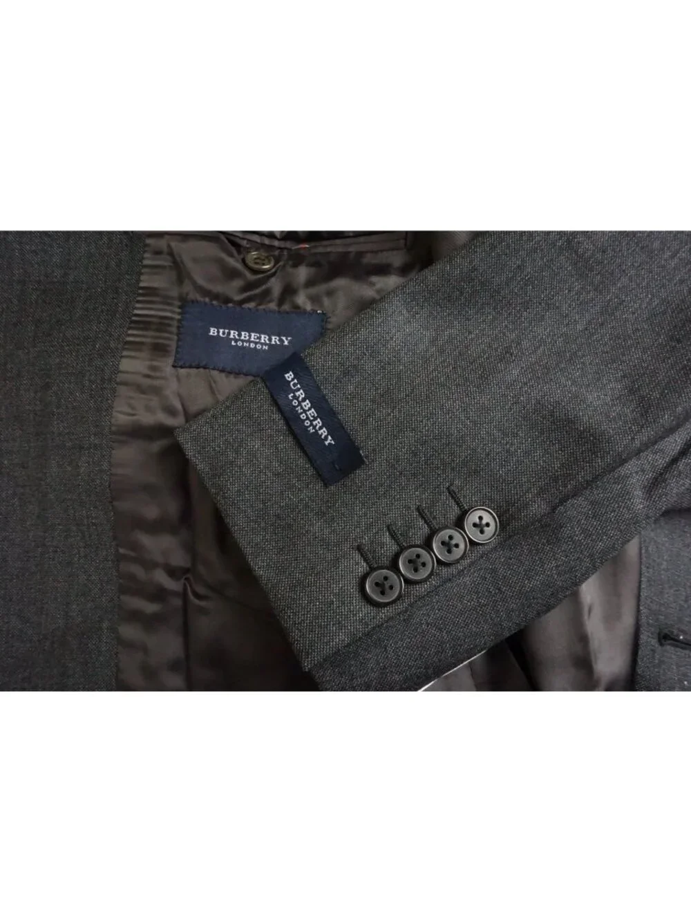 Burberry London Woven Solid Gray Wool 2 Pc Suit Jacket Pants Sz 44S BRAND NEW